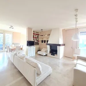 Appartamento Ottoboni Charme With Terrace